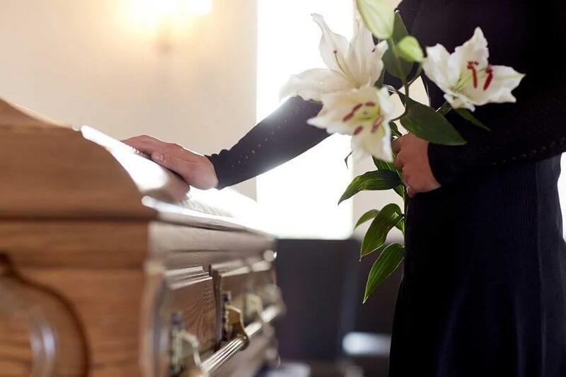 funeral homes in Shelby Charter Township, MI