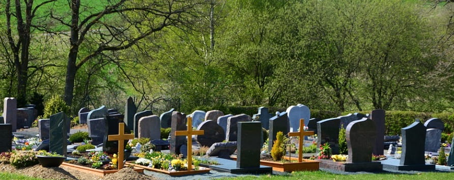 funeral homes in Chesterfield Township, MI